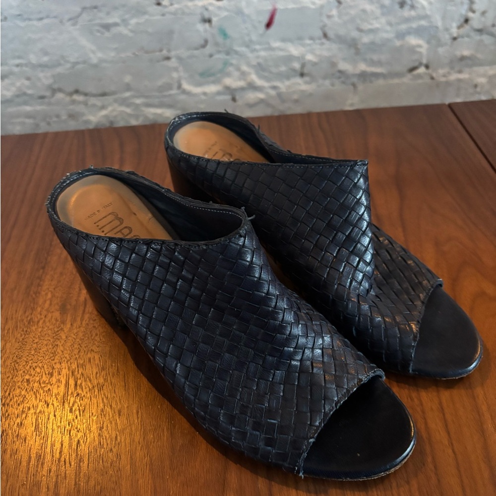 Macri‎ Venezia Navy Blue Woven Leather Mules, Made in Italy